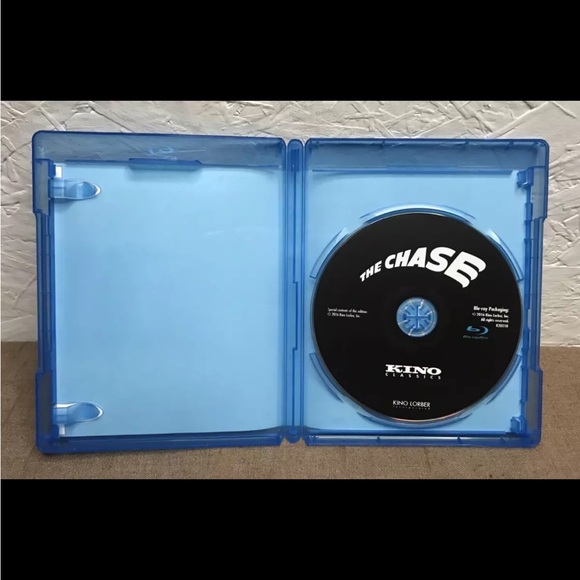 MINT! The Chase (1946, Blu-ray, 2016) Black & White - Kino Classics - Picture 2 of 6